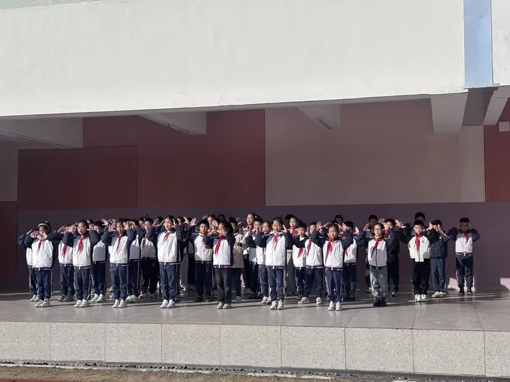 95bda064b10f4af981475c9dc07351a9